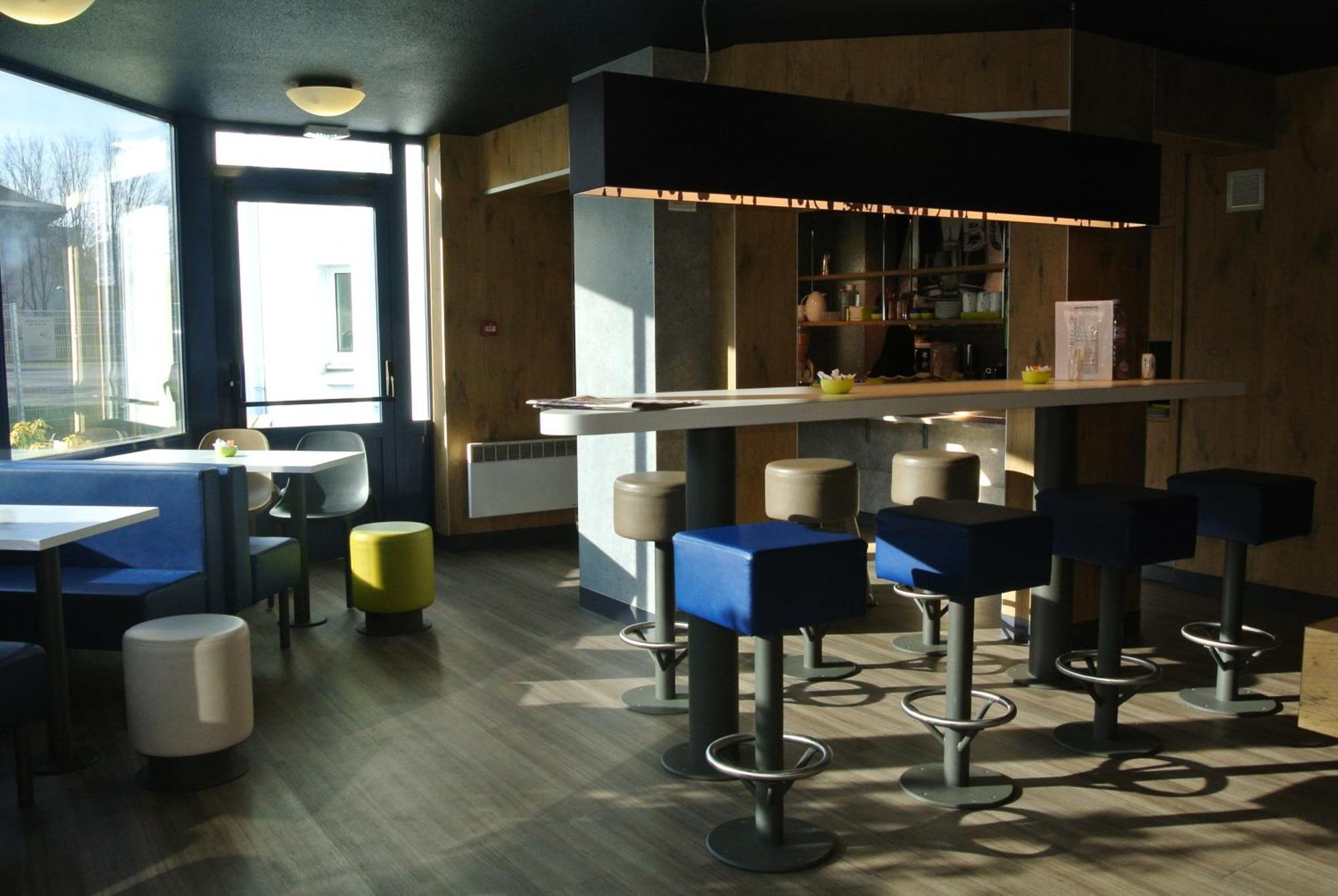 Ibis Budget Chambery Sud Challes Les Eaux Εξωτερικό φωτογραφία