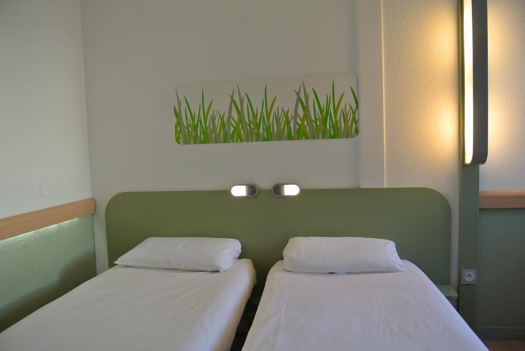 Ibis Budget Chambery Sud Challes Les Eaux Εξωτερικό φωτογραφία